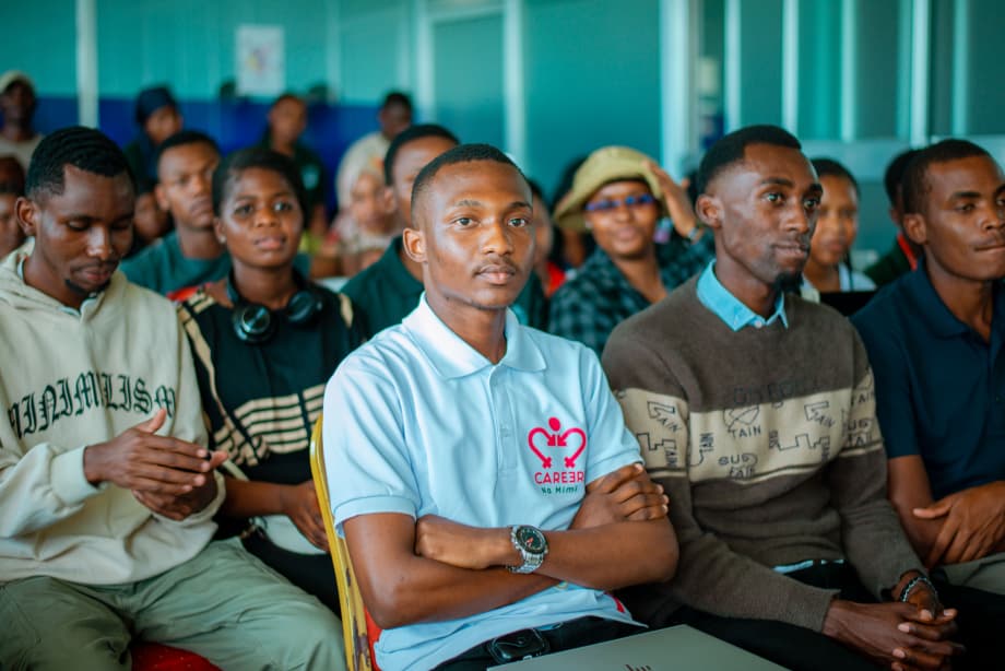 A working session at the hub